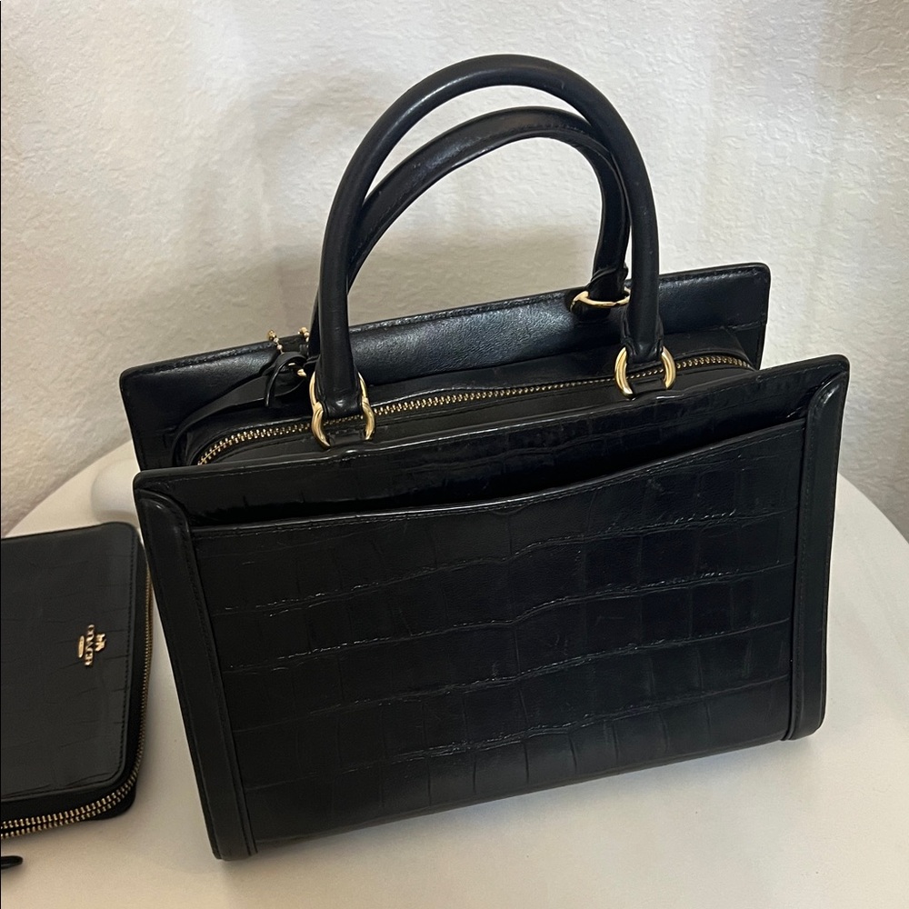 Coach Black Croc-Embossed Satchel and Wallet - Picture 4 of 6